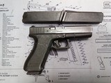 GLOCK GLOCK 22 GEN 2 .40 CALIBER - 1 of 3