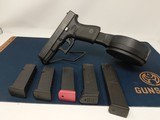 GLOCK 23 .40 S&W - 1 of 3