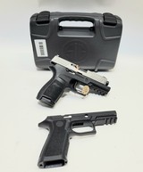 SIG SAUER P320C 9MM LUGER (9X19 PARA) - 1 of 3