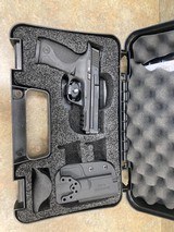 SMITH & WESSON M&P 9 9MM LUGER (9X19 PARA) - 1 of 3