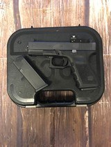 GLOCK G19 Gen 3 w/ Vortex Venom 6MOA 10RD Mags 9MM LUGER (9X19 PARA) - 1 of 3