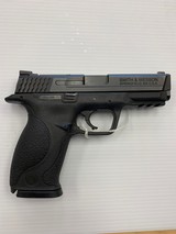 SMITH & WESSON M&P 40 40 CALIBER - 1 of 1