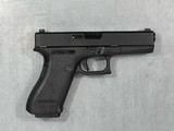 GLOCK 22 .40 S&W - 1 of 2