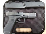 GLOCK 17 GEN 5 9MM LUGER (9X19 PARA) - 1 of 6
