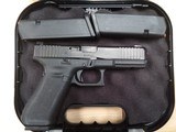 GLOCK 17Gen 5 9MM LUGER (9X19 PARA) - 1 of 3