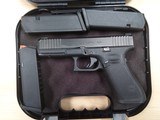 GLOCK 17 g17 gen 5 9MM LUGER (9X19 PARA) - 2 of 3