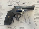 SMITH & WESSON Model 586-3 .357 MAG - 2 of 3