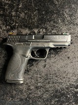 SMITH & WESSON M&P 40 .40 S&W - 2 of 2