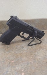 HECKLER & KOCH USP 9MM LUGER (9X19 PARA) - 2 of 3