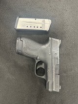 SMITH & WESSON M&P 9 SHIELD 9MM LUGER (9X19 PARA) - 1 of 3