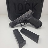 GLOCK 22 G22 GEN 4 .40 (Night Sights) POLICE TRADE IN 40 CALIBER - 1 of 3