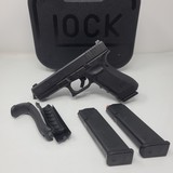 GLOCK 22 G22 GEN 4 .40 (Night Sights) POLICE TRADE IN 40 CALIBER - 1 of 3