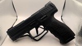 HECKLER & KOCH VP40 .40 S&W - 2 of 2