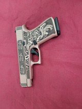 GLOCK G48 "GLOCK & ROSES" 9MM LUGER (9X19 PARA) - 2 of 3