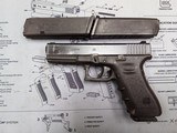 GLOCK GLOCK 22 GEN 3 .40 S&W - 2 of 3