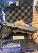 SMITH & WESSON M&P9 9MM LUGER (9X19 PARA) - 2 of 3