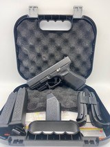 GLOCK 19 GEN 4 9MM LUGER (9X19 PARA) - 1 of 3