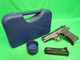 BERETTA .92 compact 9MM LUGER (9X19 PARA) - 1 of 3