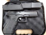 GLOCK GLOCK 17 GEN 5 9MM LUGER (9X19 PARA) - 1 of 3