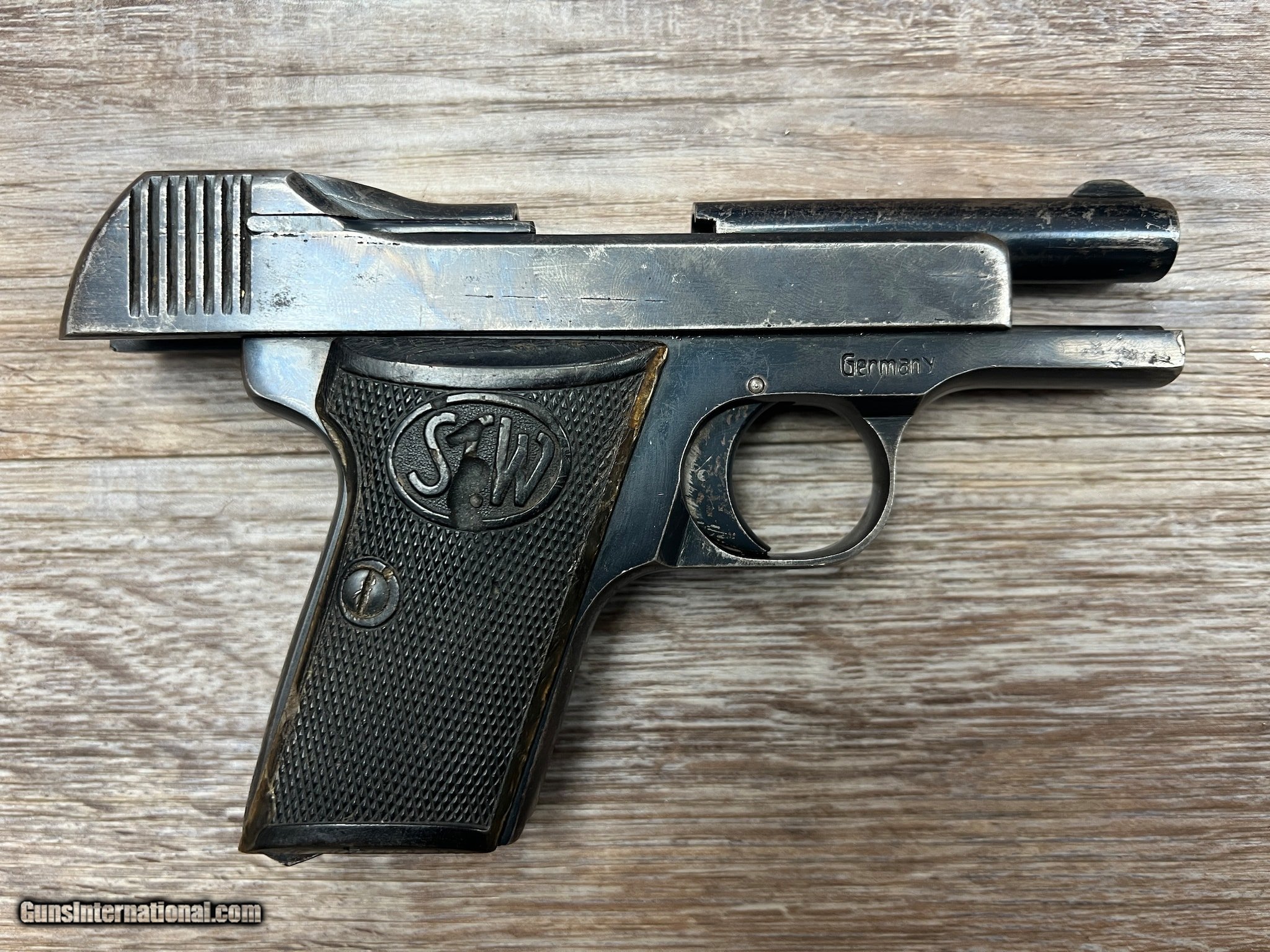 DEUTSCHE WERKE Beholla .32 ACP