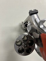 SMITH & WESSON 500 ES .500 S&W MAG - 2 of 3