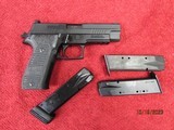 SIG SAUER P226R 40 S&W SRT TRIGGER HOGUE PIRAHNA GRIPS .40 S&W - 1 of 3