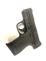 SMITH & WESSON 9mm M&P9 SHIELD 9MM LUGER (9X19 PARA) - 2 of 2