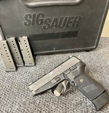 SIG SAUER P239 9MM LUGER (9X19 PARA) - 1 of 3