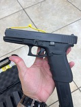 GLOCK 21 GEN 4 .45 ACP - 3 of 3