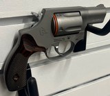 TAURUS 605 Stainless .38 SPECIAL/.357 MAGNUM - 1 of 3