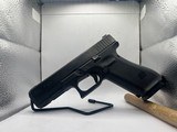 GLOCK 17 GEN 5 9MM LUGER (9X19 PARA) - 2 of 3