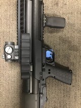 KELTEC dual tube 12ga bullpup KSG 12 GA - 2 of 3