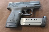 SMITH & WESSON M&P40 SHIELD .40 S&W - 1 of 3