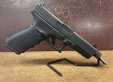 GLOCK 21 gen 3 threaded barrel .45 ACP - 1 of 3