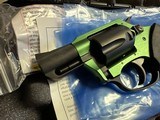 CHARTER ARMS SHAMROCK UNDERCOVER LITE .38 SPL - 2 of 3