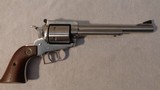 RUGER NEW MODEL SUPER BLACKHAWK .44 MAGNUM - 1 of 3
