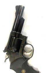 SMITH & WESSON 19 CLASSIC .357 MAG - 1 of 2
