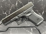 GLOCK 19 19 Gen 5 9MM LUGER (9X19 PARA) - 1 of 3