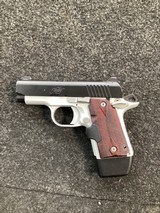 KIMBER MICRO 9 2-TONE Laser Grip 9MM LUGER (9X19 PARA) - 1 of 3