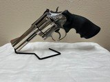 SMITH & WESSON 586 .357 MAG - 1 of 3