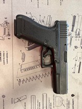 GLOCK 17 GEN 1 9MM LUGER (9X19 PARA) - 1 of 3