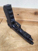 TAURUS PT 101 P .40 S&W - 2 of 3