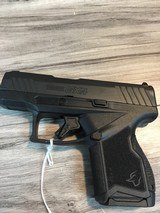 TAURUS GX4 9MM LUGER (9X19 PARA) - 1 of 3
