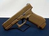 GLOCK 19x 9MM LUGER (9X19 PARA) - 1 of 2