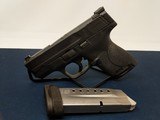 SMITH & WESSON M&P 9 sheild 9MM LUGER (9X19 PARA) - 1 of 2