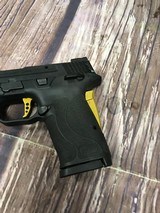 SMITH & WESSON M&P Shield EZ Performance center 9MM LUGER (9X19 PARA) - 2 of 3