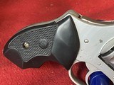 CHARTER ARMS undercover snub nose .38 SPL - 2 of 3