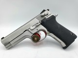 SMITH & WESSON MOD. 5906 9MM LUGER (9X19 PARA) - 1 of 3