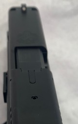 SPRINGFIELD ARMORY XD-40 40 CALIBER - 3 of 3