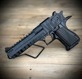 MAGNUM RESEARCH Desert Eagle 50AE .50 AE - 1 of 3